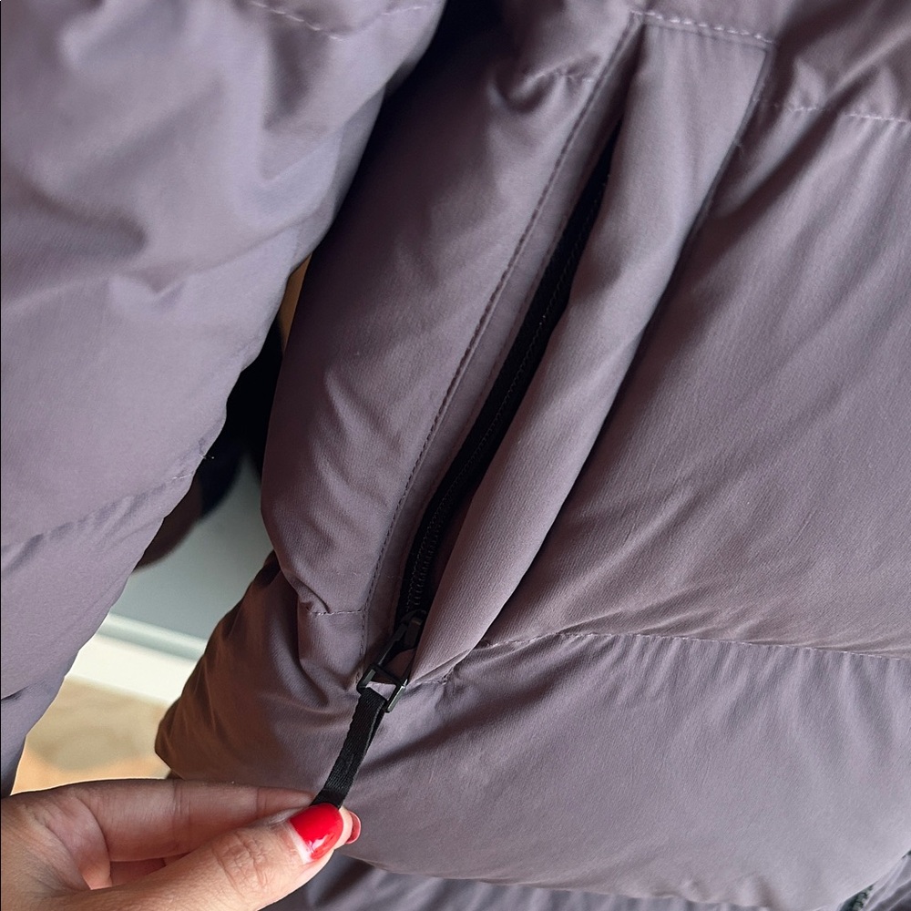 Aritzia Mauve Puffer Jacket - Picture 3 of 4
